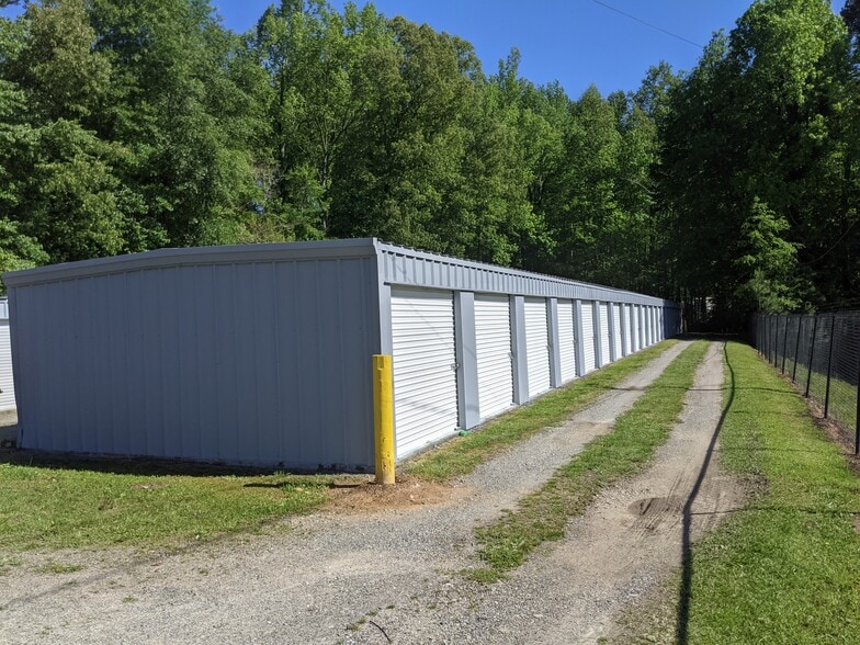 More Photos Of 239 Commerce Ln, Ball Ground Specialty For Sale