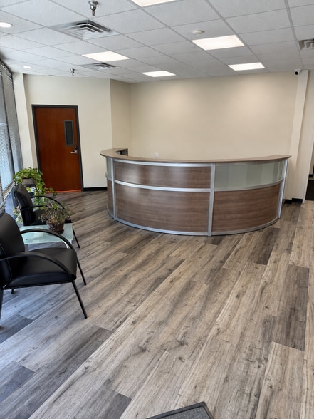 More Photos Of 2210 Hutton Dr, Carrollton Warehouse For Lease