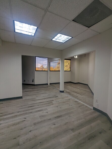More Photos Of 5311 Topanga Canyon Blvd, Woodland Hills Office For Lease