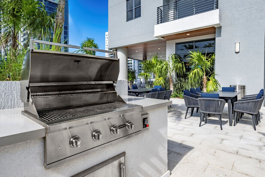 More Photos Of 401 SW 1st Ave, Fort Lauderdale Apartments For Lease