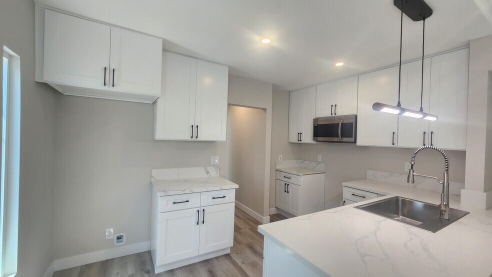 More Photos Of 8137 Beechwood Ave, South Gate Apartments For Sale