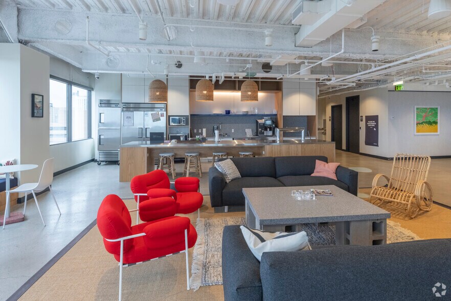 More Photos Of 1560 Broadway, Denver Coworking Space