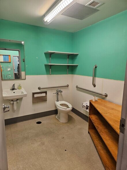 More Photos Of 131 E Green St, Ithaca Apartments For Lease