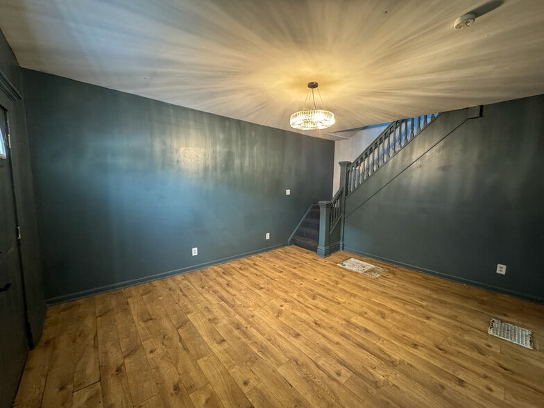 More Photos Of 1220-1222 Parsons Ave, Columbus Storefront Retail Residential For Sale