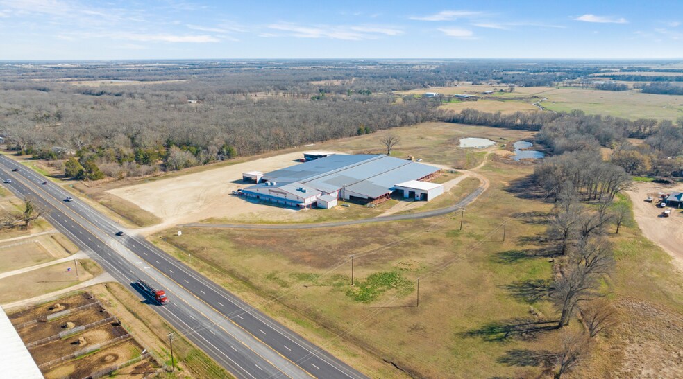 More Photos Of 3536 US Highway 82 E, Paris Specialty For Sale