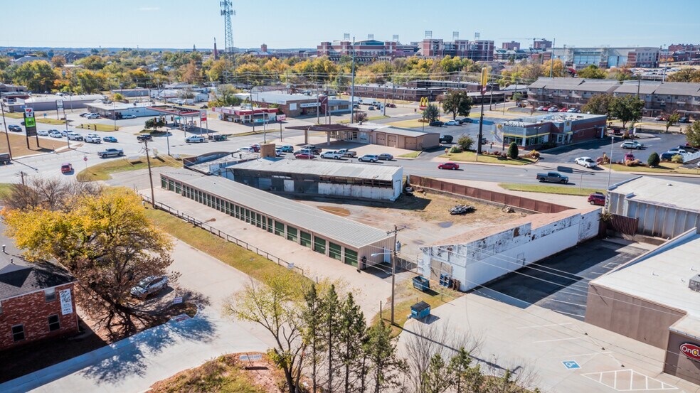 More Photos Of 800 N Main St, Stillwater Office For Sale