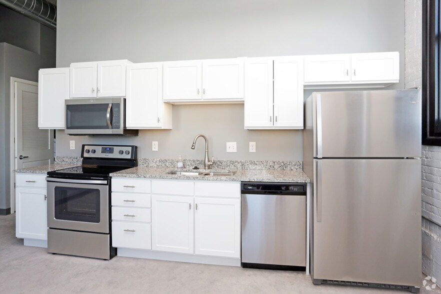 More Photos Of 511 Pershing Ave, Davenport Multifamily For Sale