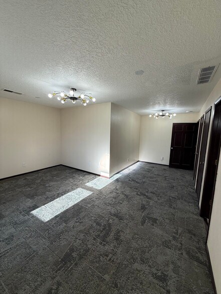 More Photos Of 10832 Prospect Ave NE, Albuquerque Office For Lease