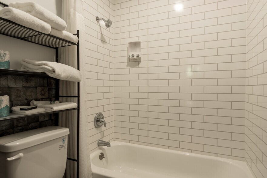 More Photos Of 30362 US Highway 160, South Fork Hotel For Sale