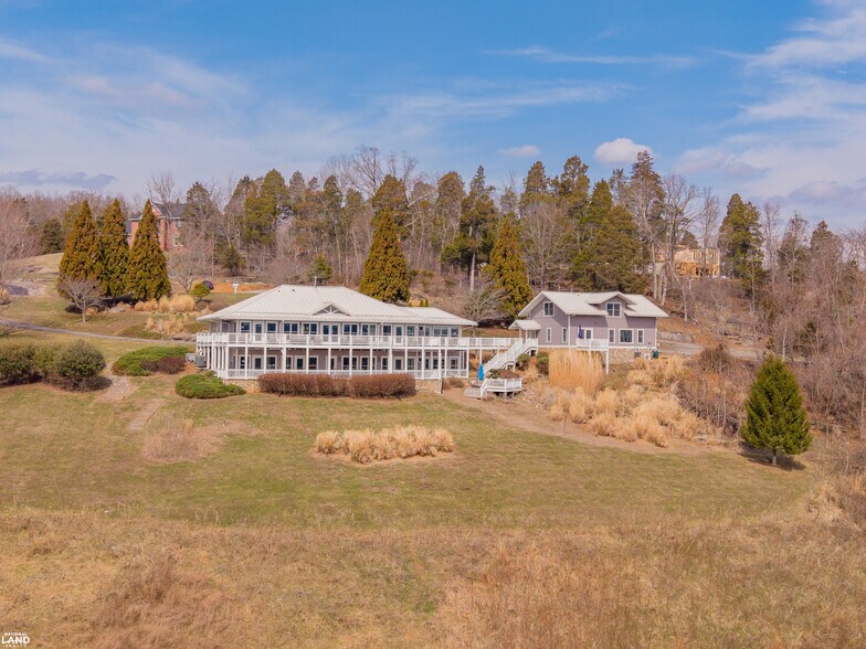 More Photos Of 125 River Ridge Dr, Pearisburg Hospitality For Sale