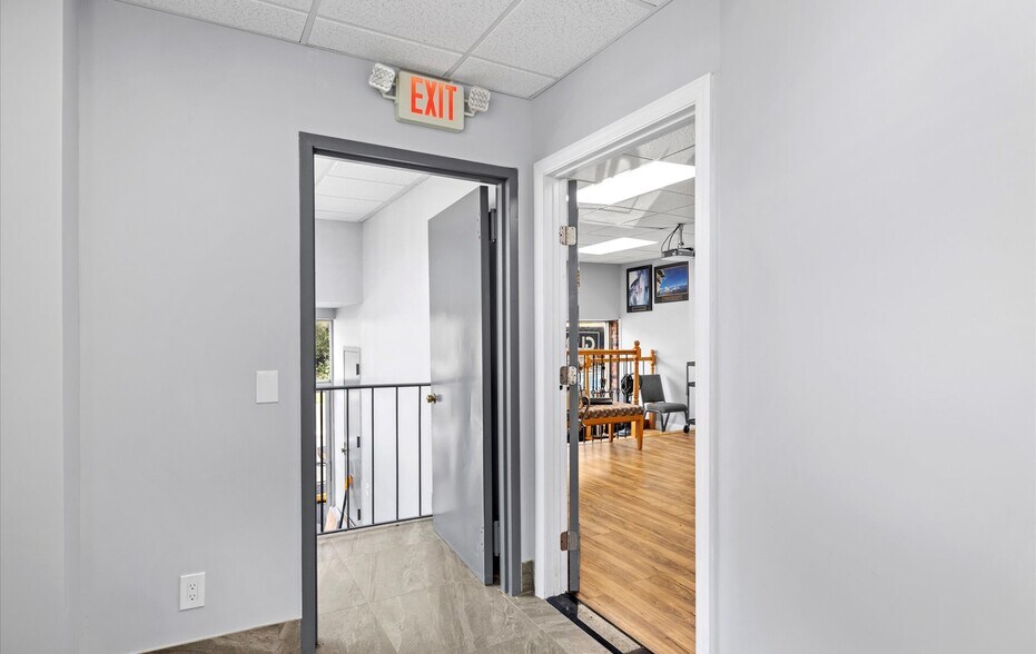 More Photos Of 37-39 Glen St, Glen Cove Office Residential For Sale