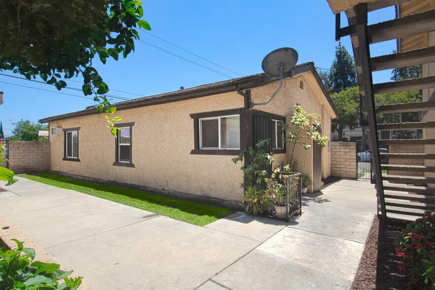 More Photos Of 6411 Western Ave, Buena Park Apartments For Sale