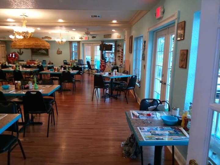 More Photos Of 901 Avenue D, Fort Pierce Restaurant For Lease