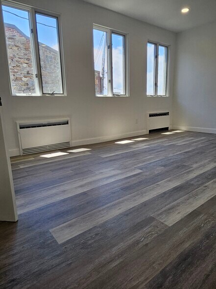 More Photos Of 4 Office St, Bel Air Storefront Retail Residential For Lease