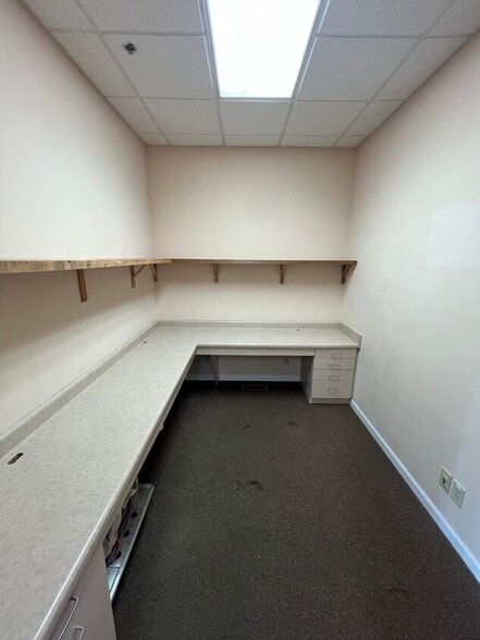 More Photos Of 201 N Oak Ave, Cookeville Medical For Lease