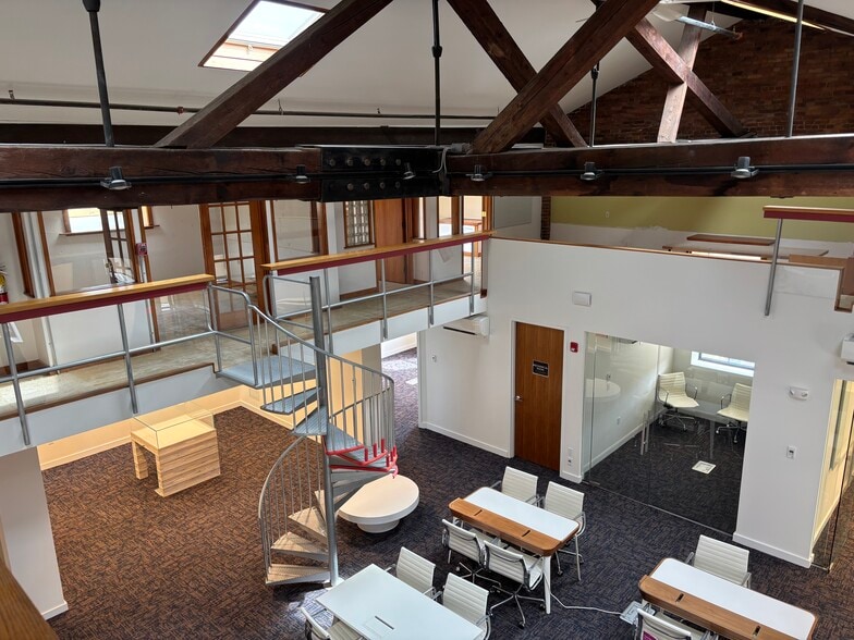 More Photos Of 1385 Cambridge St, Cambridge Office For Sale