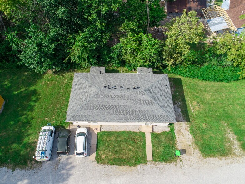 More Photos Of 204 N Walnut St, La Monte Multifamily For Sale