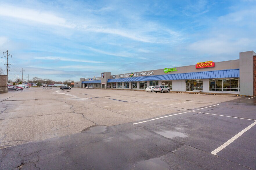 More Photos Of 1300 Carter Rd, Owensboro Storefront For Sale