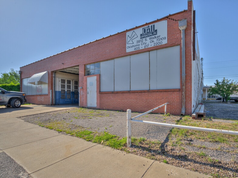 More Photos Of 2812 S Walker Ave, Oklahoma City Auto Dealership For Sale
