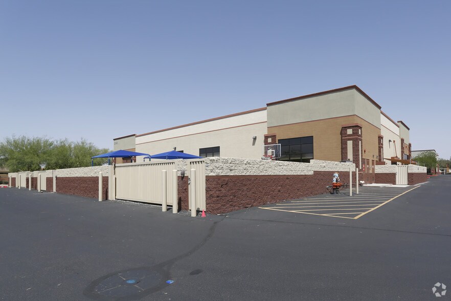 More Photos Of 21461 N 78th Ave, Peoria Manufacturing For Lease