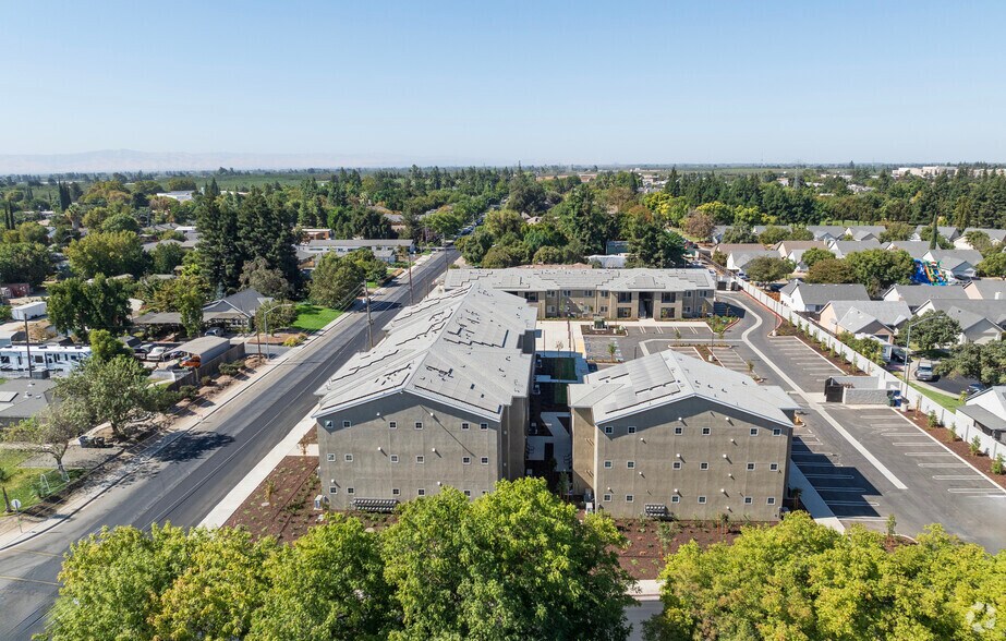 More Photos Of 2531 W Rumble Rd, Modesto Apartments For Sale