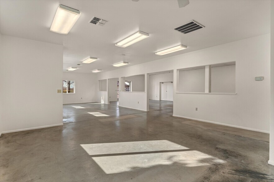 More Photos Of 3388 State Highway 32, Chico Warehouse For Lease