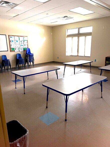 More Photos Of 613 Concourse Pky S, Maitland Schools For Lease