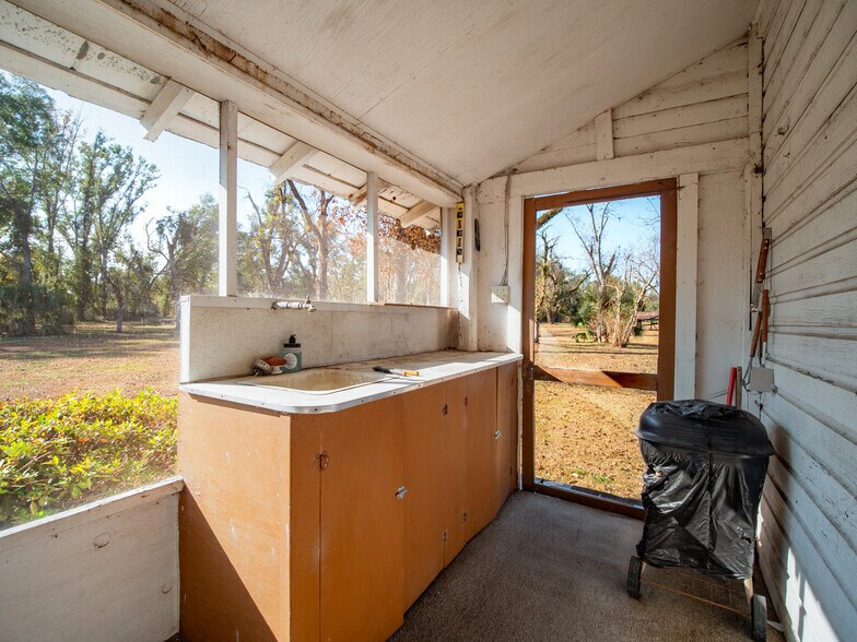 More Photos Of 7091 River Rd, Live Oak Land For Sale