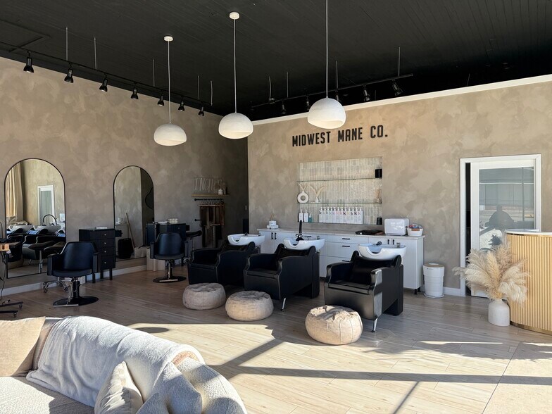 More Photos Of 502 1st St, La Salle Storefront For Sale