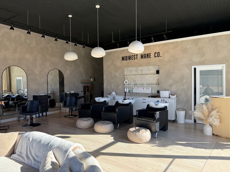 More Photos Of 502 1st St, LaSalle Storefront For Sale