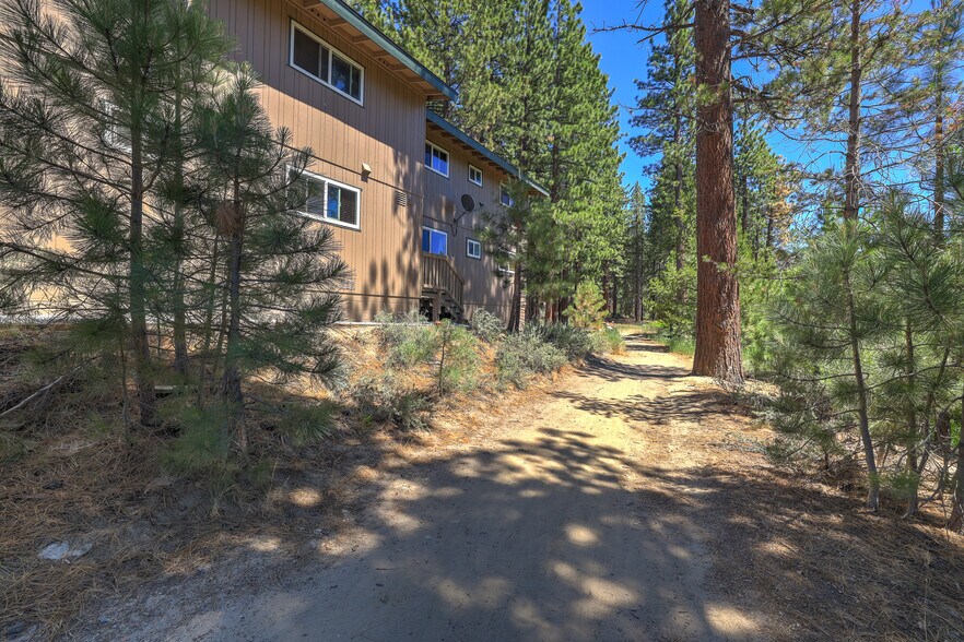 More Photos Of 1160 Bowers Ave, South Lake Tahoe Apartments For Sale