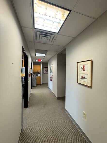 More Photos Of 945 Garrisonville Rd, Stafford Medical For Sale