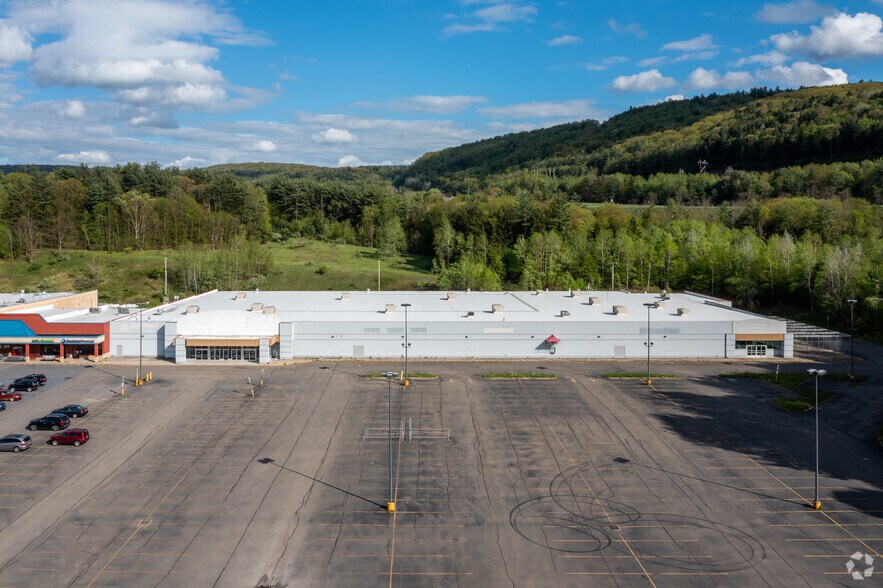 More Photos Of 165-171 Delaware Ave, Sidney Unknown For Lease