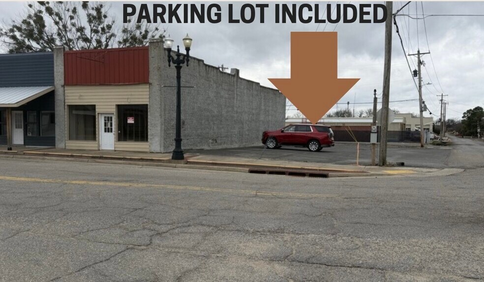 More Photos Of 133-135 N Lee St, Fort Gibson Storefront For Sale