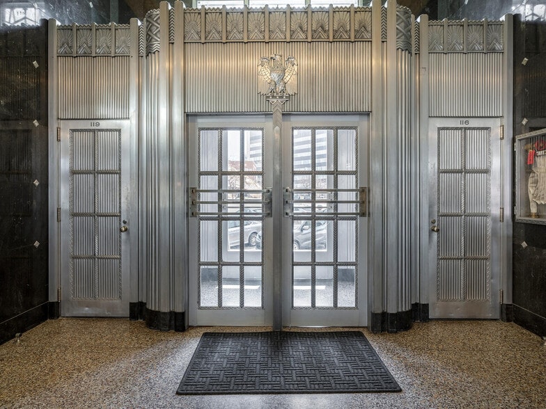 More Photos Of 50 S Virginia St, Reno Office For Sale