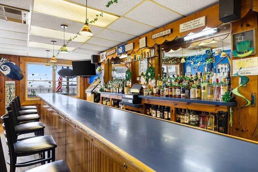 More Photos Of , Beaver Island General Retail For Sale