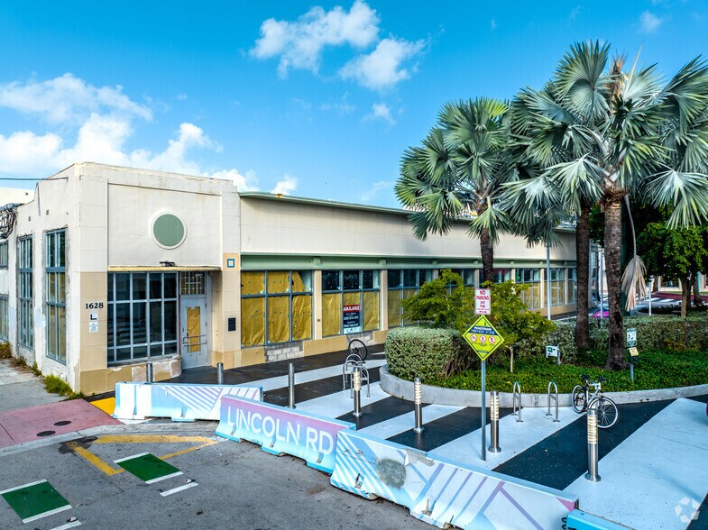 More Photos Of 700 Lincoln Rd, Miami Beach General Retail For Sale