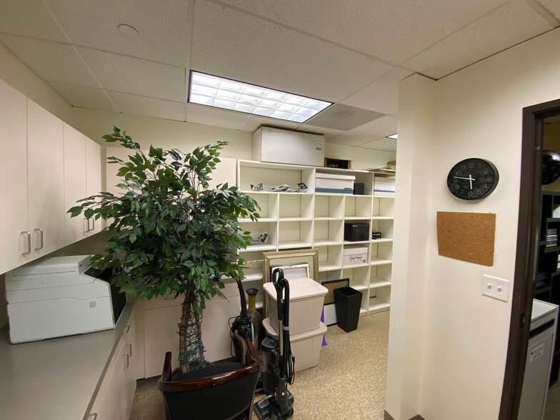 More Photos Of 6060 Greenwood Plaza Blvd, Englewood Office For Sale