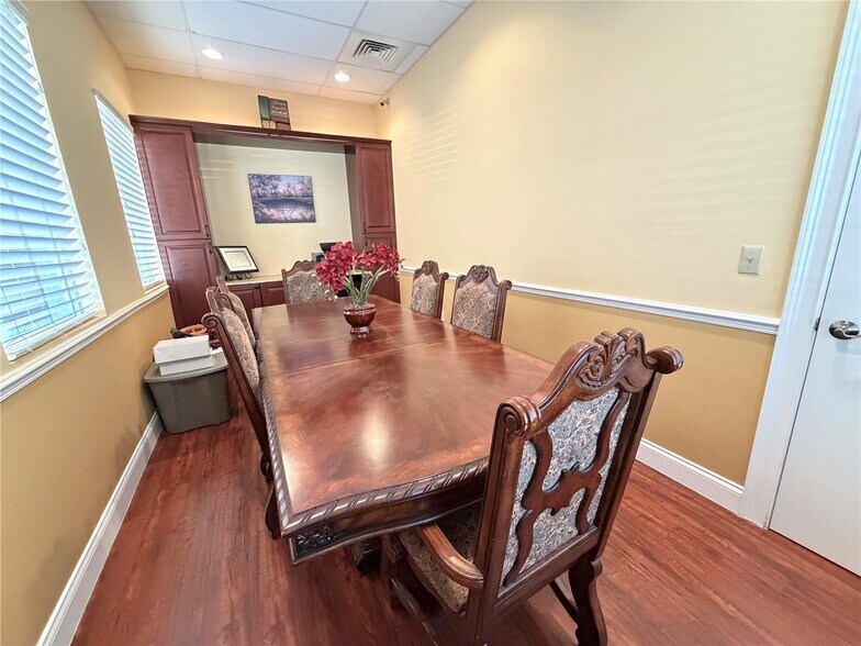 More Photos Of 3246 W Lake Mary Blvd, Lake Mary Office For Sale