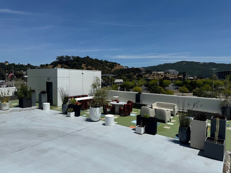 More Photos Of 899 Northgate Dr, San Rafael Medical For Sale