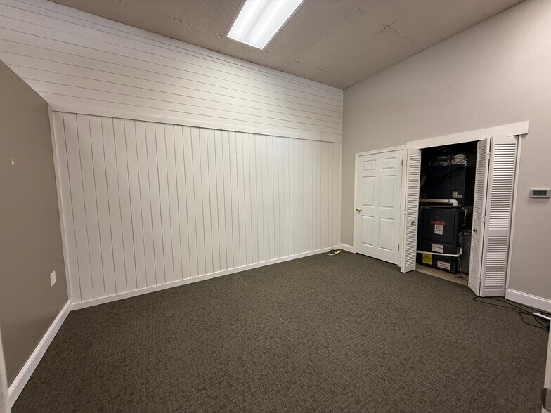 More Photos Of 5136 Highway 321 N, Lenoir City Warehouse For Sale