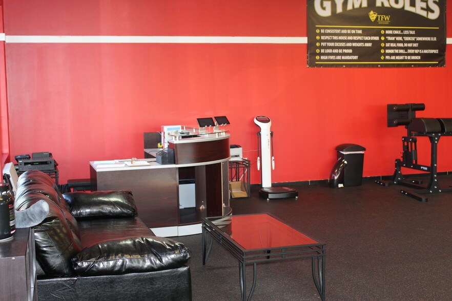 More Photos Of 3441 Malcolm Dr, Montgomery Storefront Retail Office For Sale