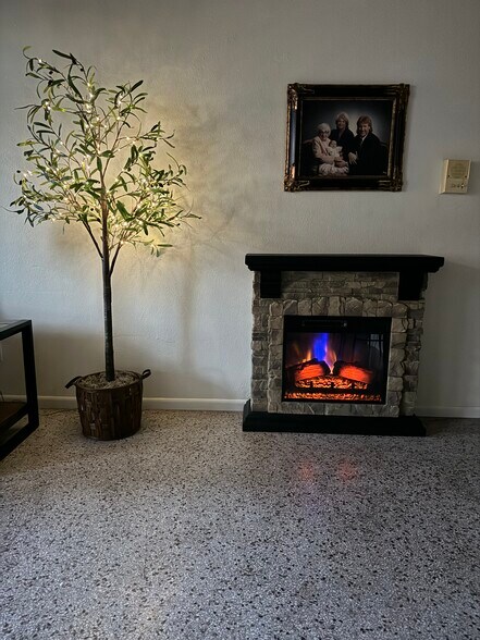 More Photos Of 128 S 5th St, Norfolk Apartments For Sale