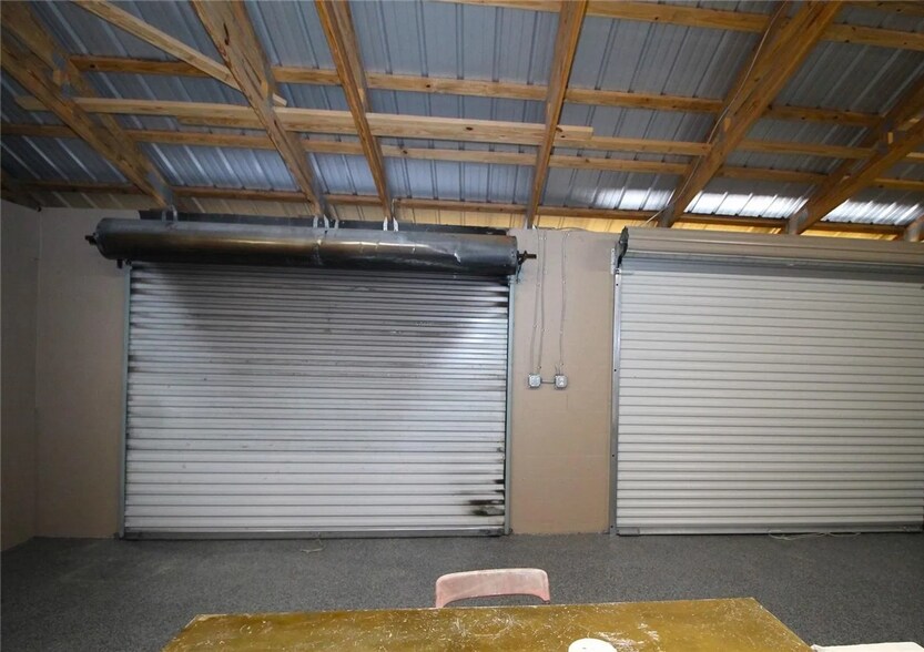 More Photos Of 114 W State Road 50, Mascotte Industrial For Lease