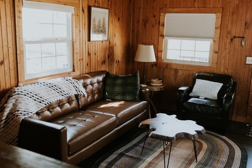 More Photos Of 896 Wilderness Rd, Mammoth Cave All Leisure For Sale