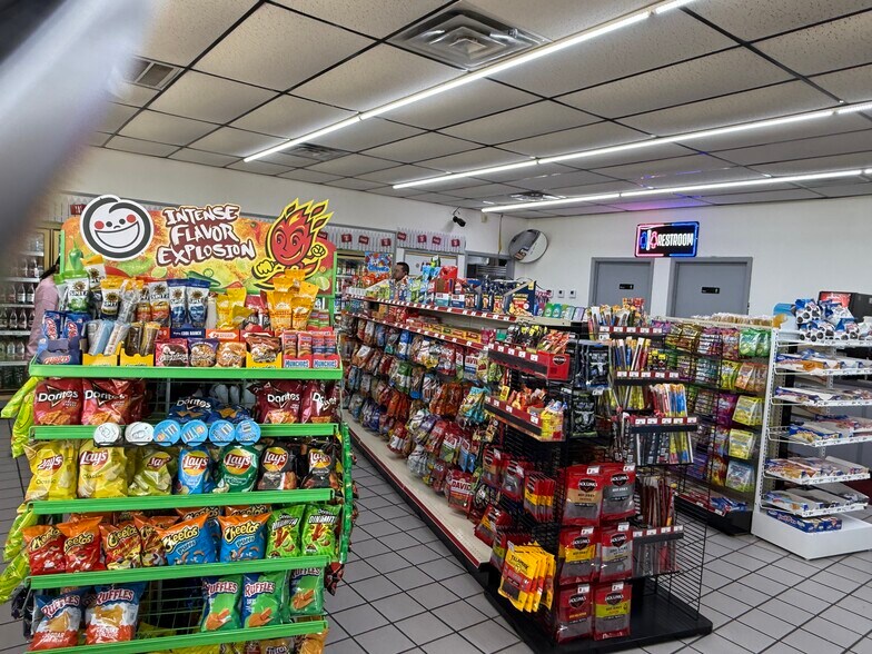 More Photos Of 407 Highway 27 Byp, Nashville Service Station For Sale
