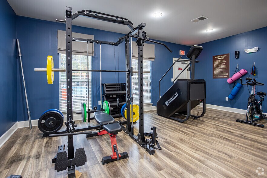 More Photos Of 501 Tiger Way, Knoxville Apartments For Sale
