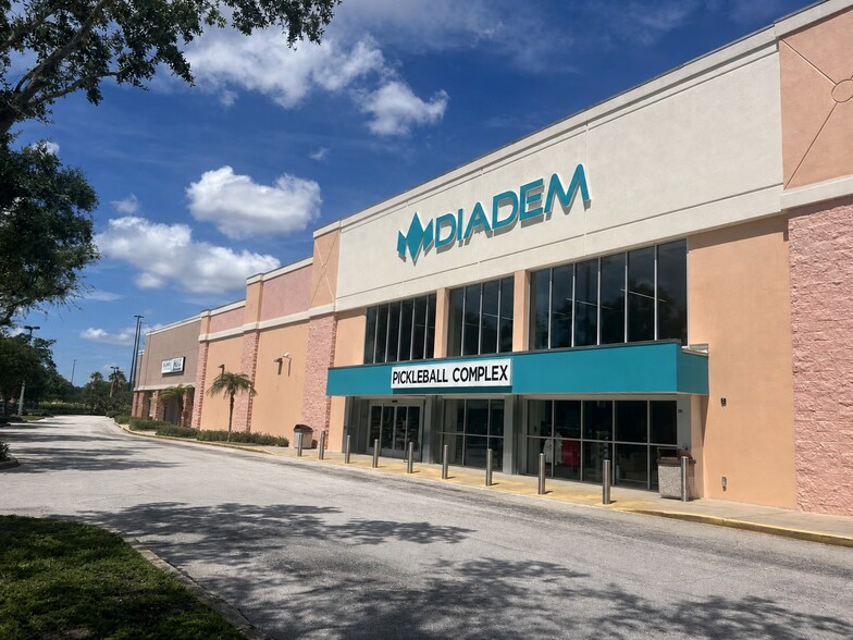 Primary Photo Of 100-400 N Entrance Rd, Sanford Unknown For Lease