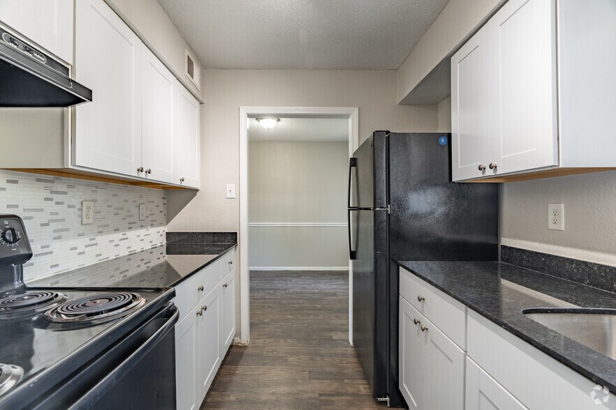 More Photos Of 3896 Chippewa Rd, Memphis Apartments For Sale