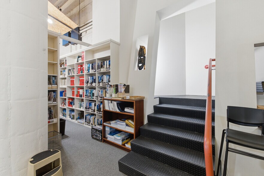 More Photos Of 1314 NW Irving St, Portland Apartments For Sale